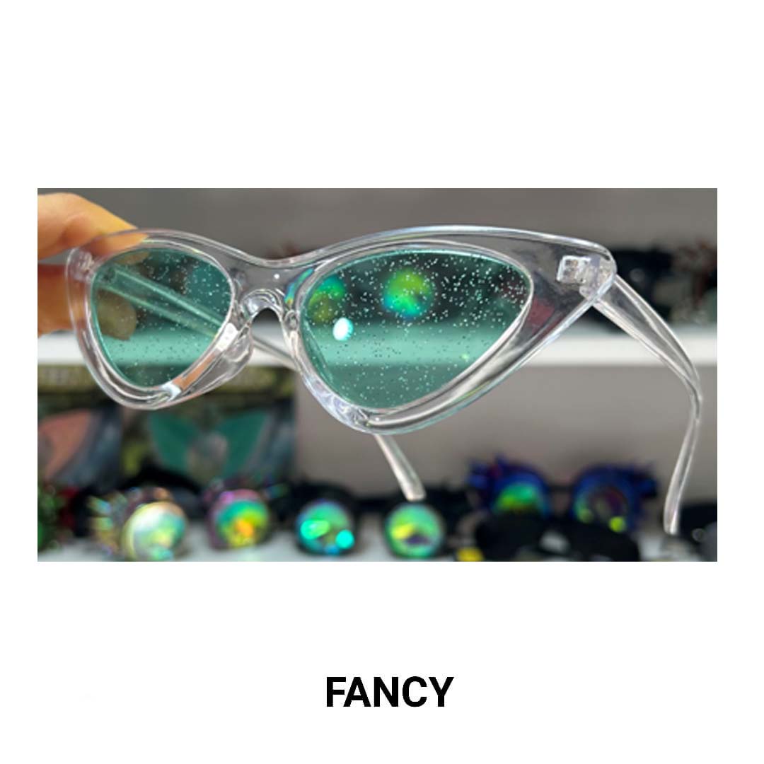 RETRO CAT EYE GREEN CLEAR