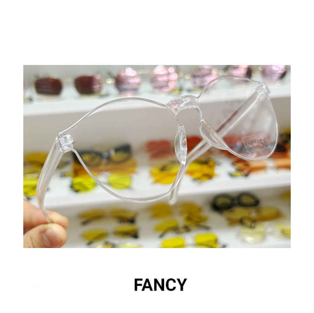 CLEAR TRANSPARENT