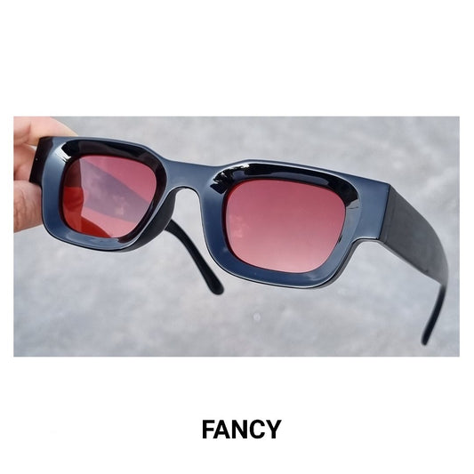 BERGHAIN 3.0 BLACK RED