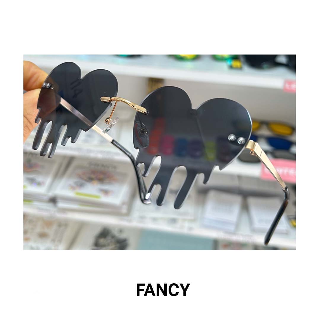 MELTED HEART BLACK