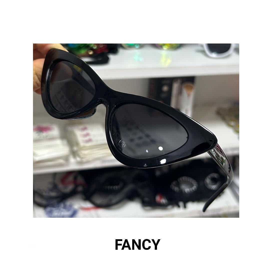 RETRO CAT EYE BLACK