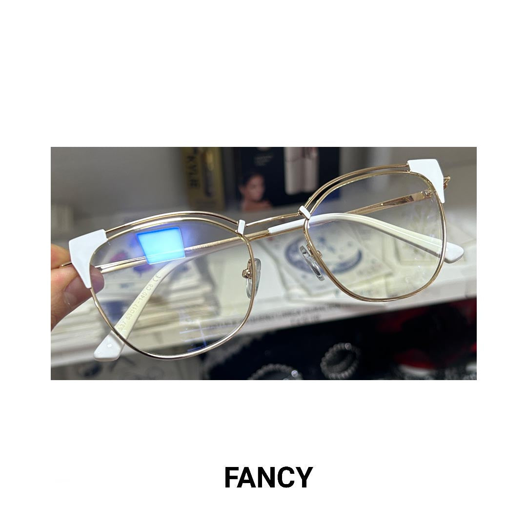 AGATHA WHITE CLEAR