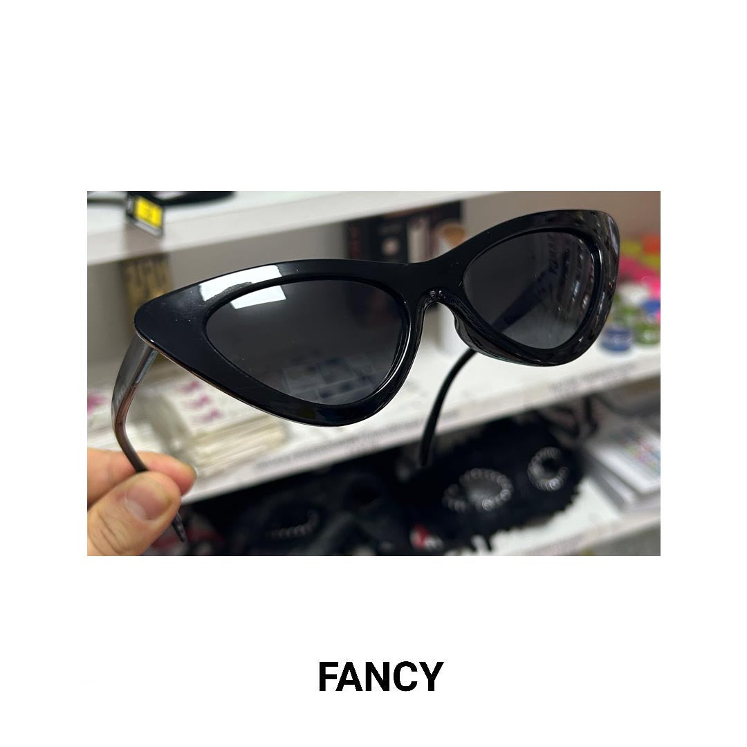 RETRO CAT EYE BLACK