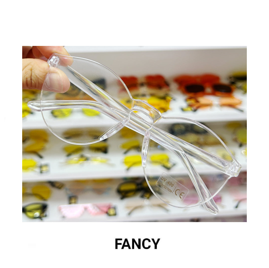 CLEAR TRANSPARENT