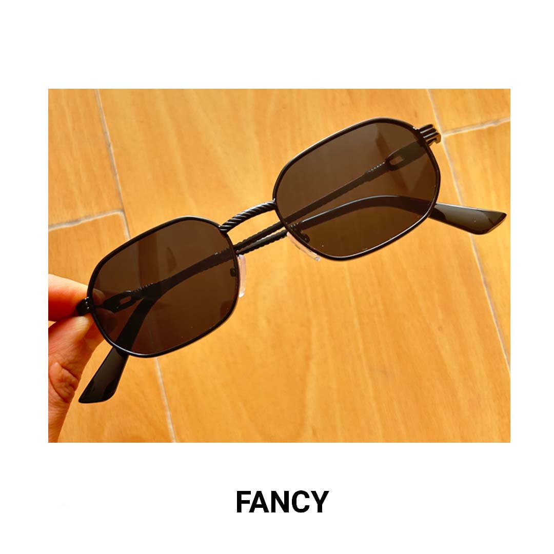 CONRAD VINTAGE 2.0 BLACK