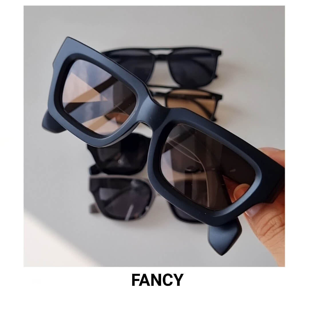 BERGHAIN BLACK BROWN