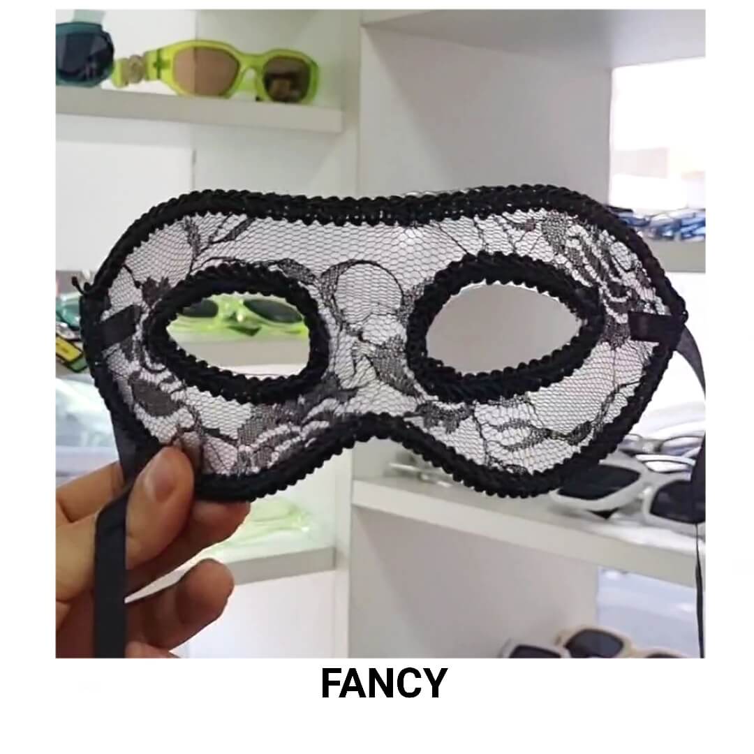 BLACK PARTY MASK