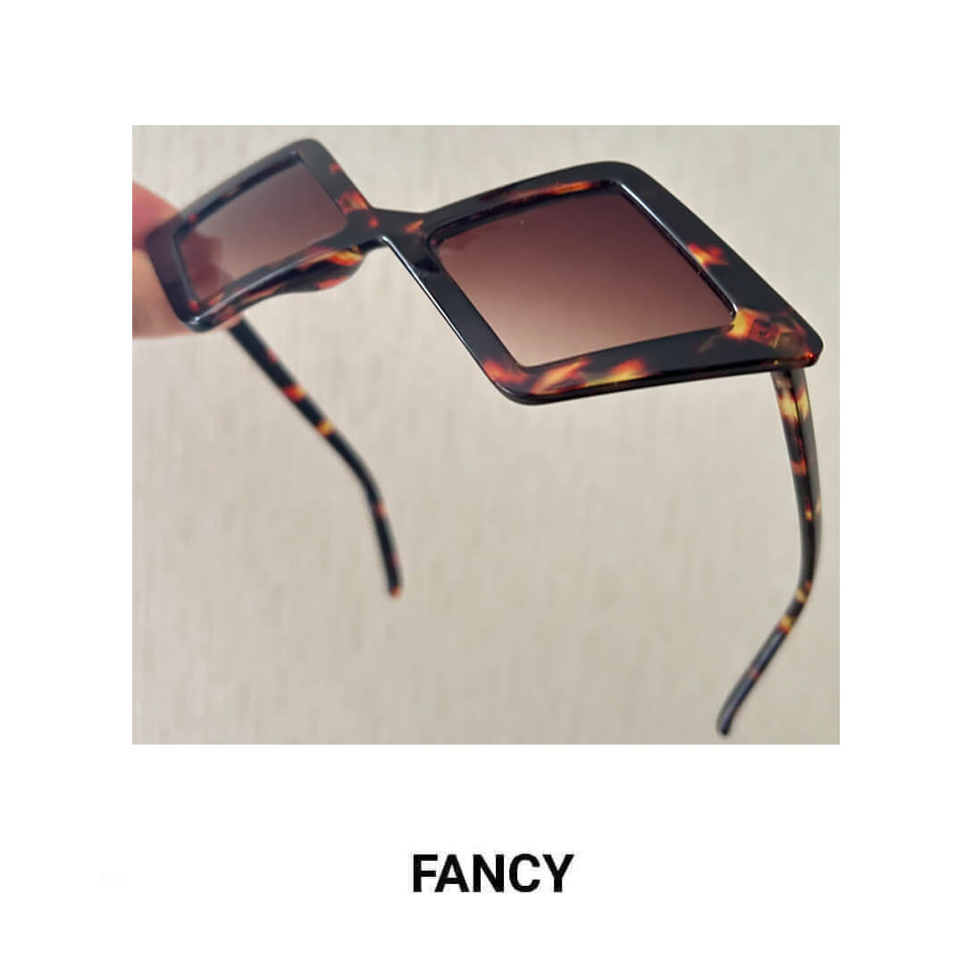 FLY ANIMAL PRINT