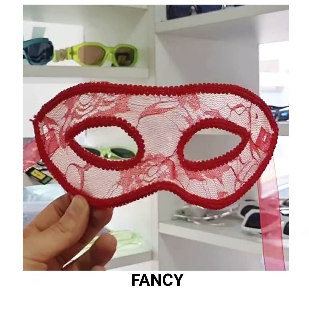 RED PARTY MASK
