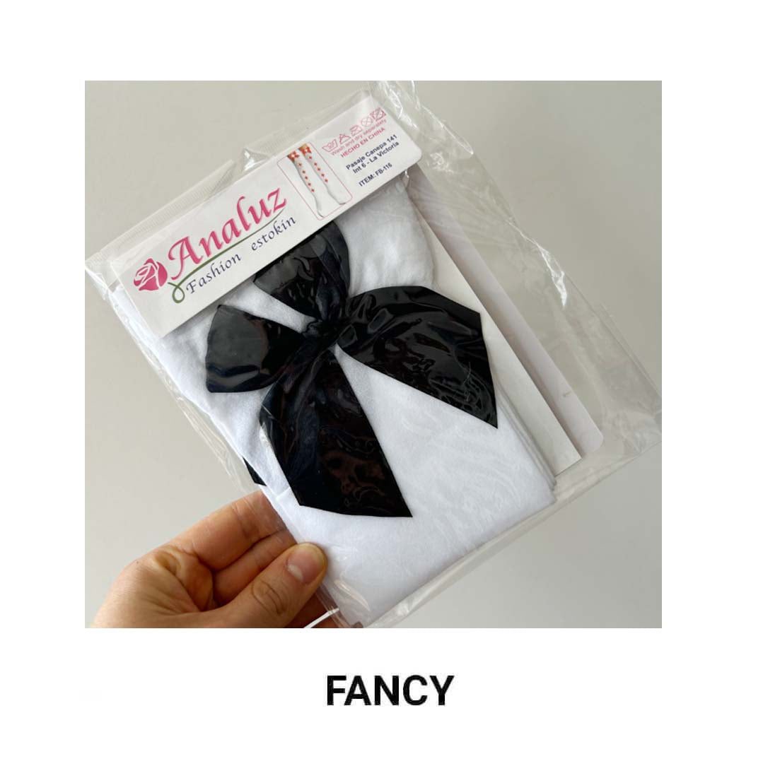 WHITE BLACK PANTY